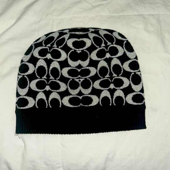 Coach Knit Beanie- Black White Signature Logo - 41% Wool Blend - Picture 1 of 2